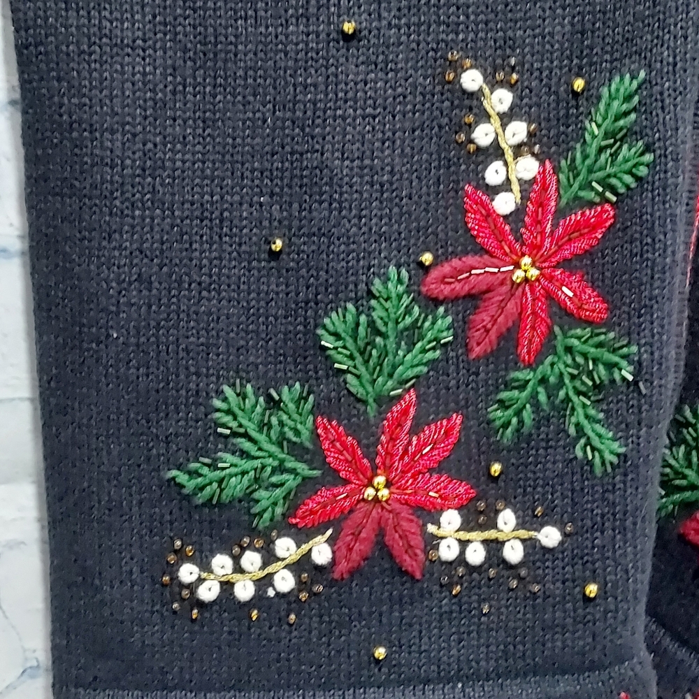 Kim Roger's Christmas Sweater Large Embroidered Poinsettias Removable Collar - Picture 5 of 12